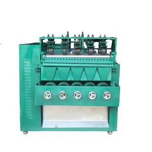 Máquina de fabricación de estropajo de cobre